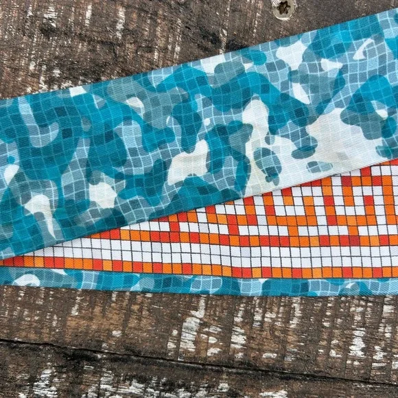 Hermes Twilly La Maison des Carrés for Hermès Bleu Orange Blanc Digital Scarf - Picture 4 of 4